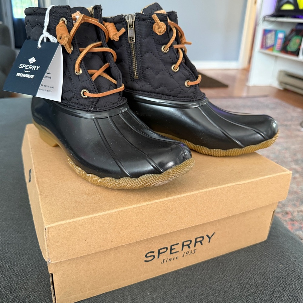 Sperry saltwater black Quilted Duck Boots